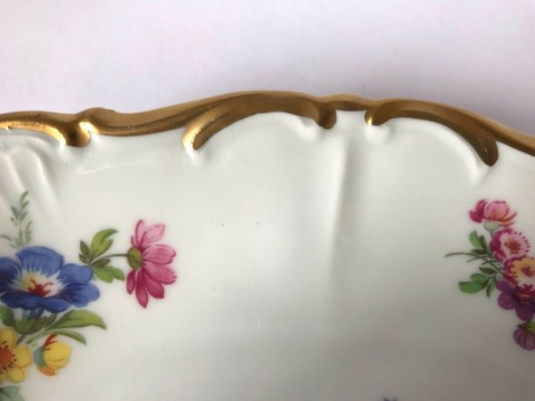 Schöne alte Royal KPM Schale mit floralem Dekor Handarbeit Goldrand