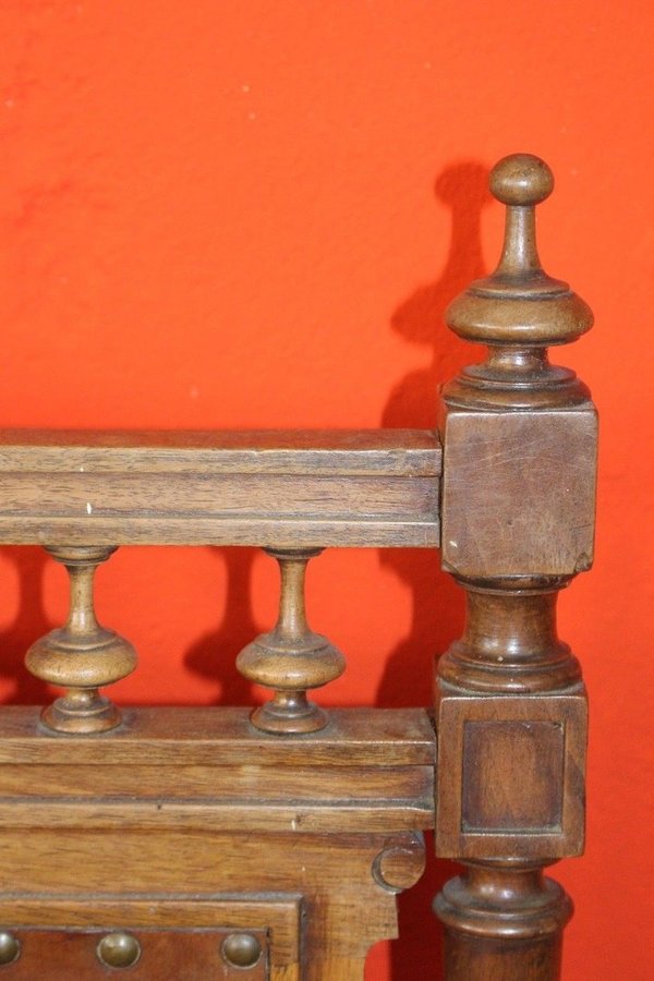 Antiker Stuhl Esszimmerstuhl mit Lederbezug und Säulen aufwendig verziert von ca. 1850 !